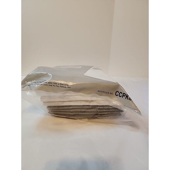 8 Pack Genuine ORECK HEPA FILTRATION Odor Fighting TYPE CC CCPK80H Vacuum Bags - Picture 9 of 11